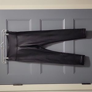 Zyia Black Metallic Leggings